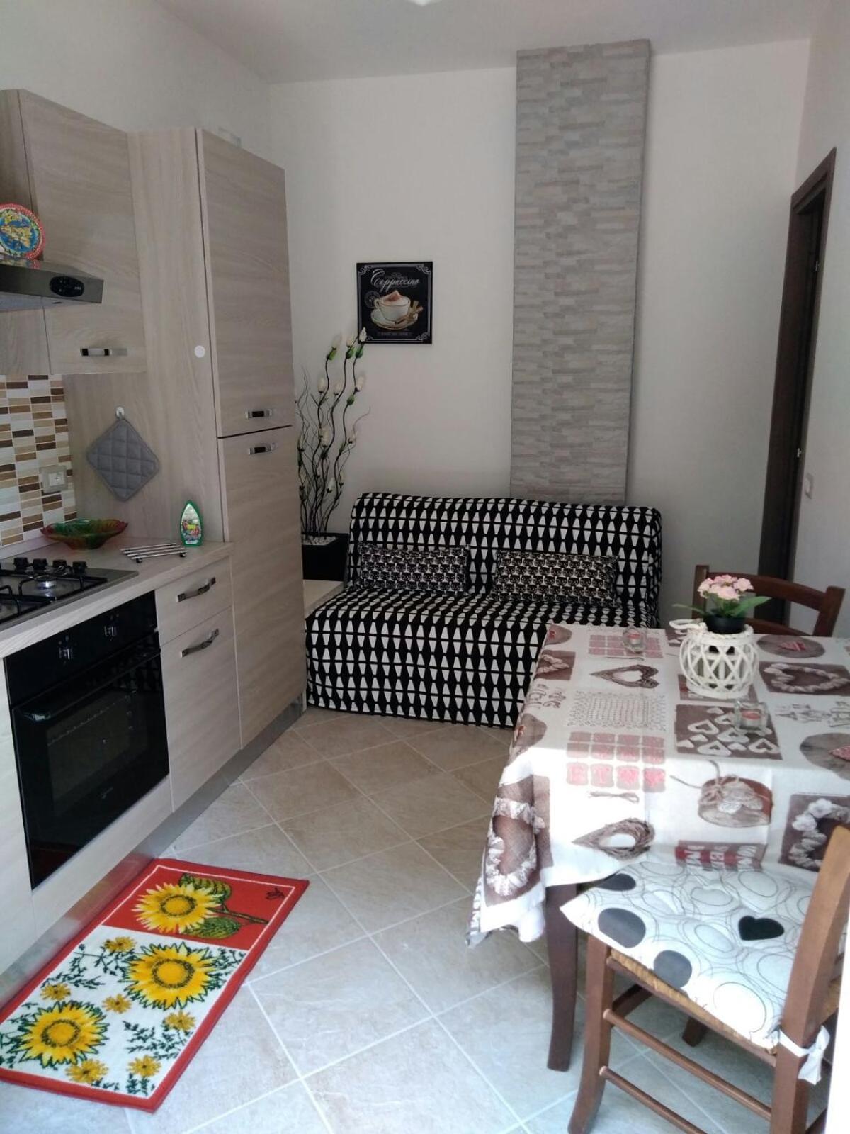 Holiday House Marlin Giardini Naxos Esterno foto